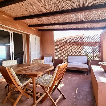 La Casa Del Tramonto Holiday home Rena Majore